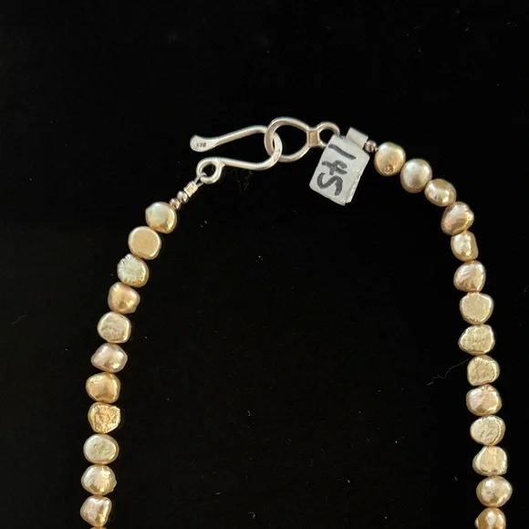 NWOT Freshwater Pearl Necklace with Faux Geode Pendant - Picture 9 of 9